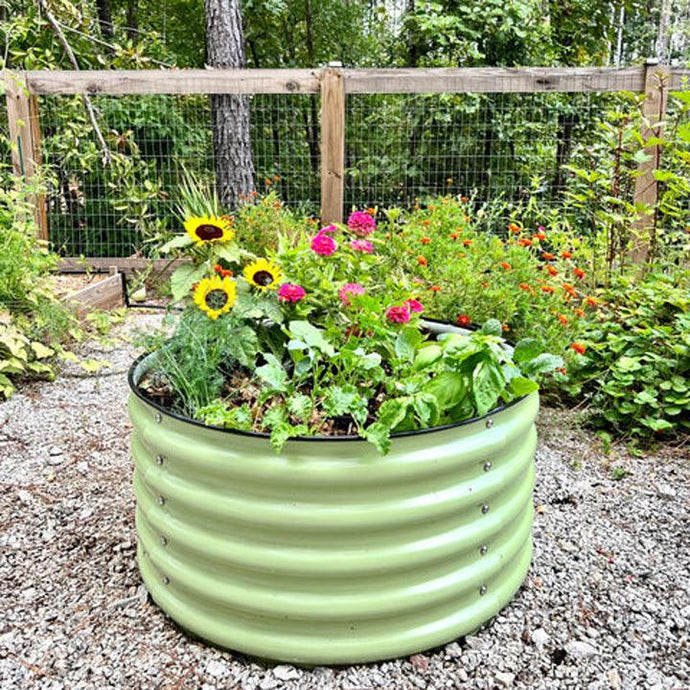 Embracing Infinite Growth_ The Beauty and Benefits of Infinity-Raised Garden Beds